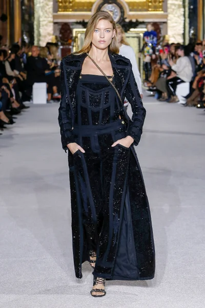 Look 54